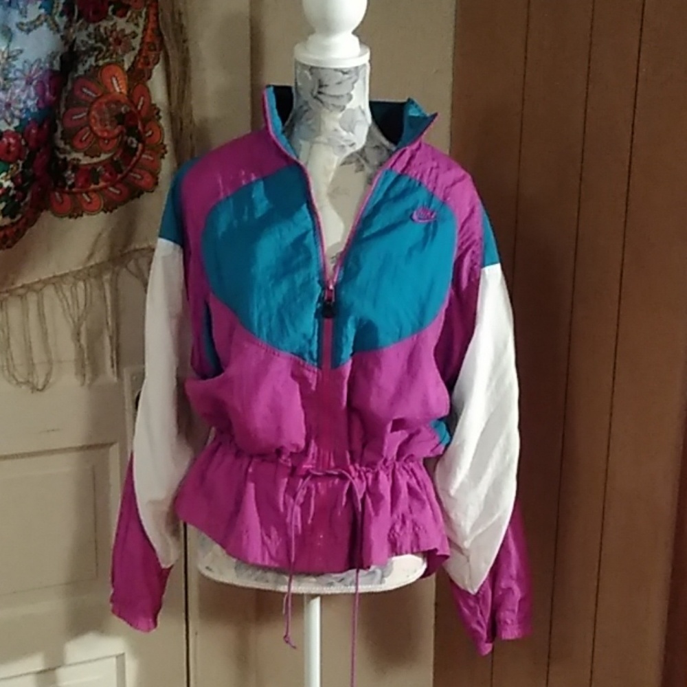 Rare 90s Nike Colorblock Windbreaker w/ Drawstring